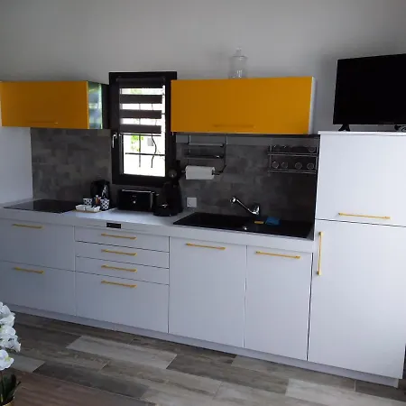 Au Pays De La Lavande... Vakantiehuis *